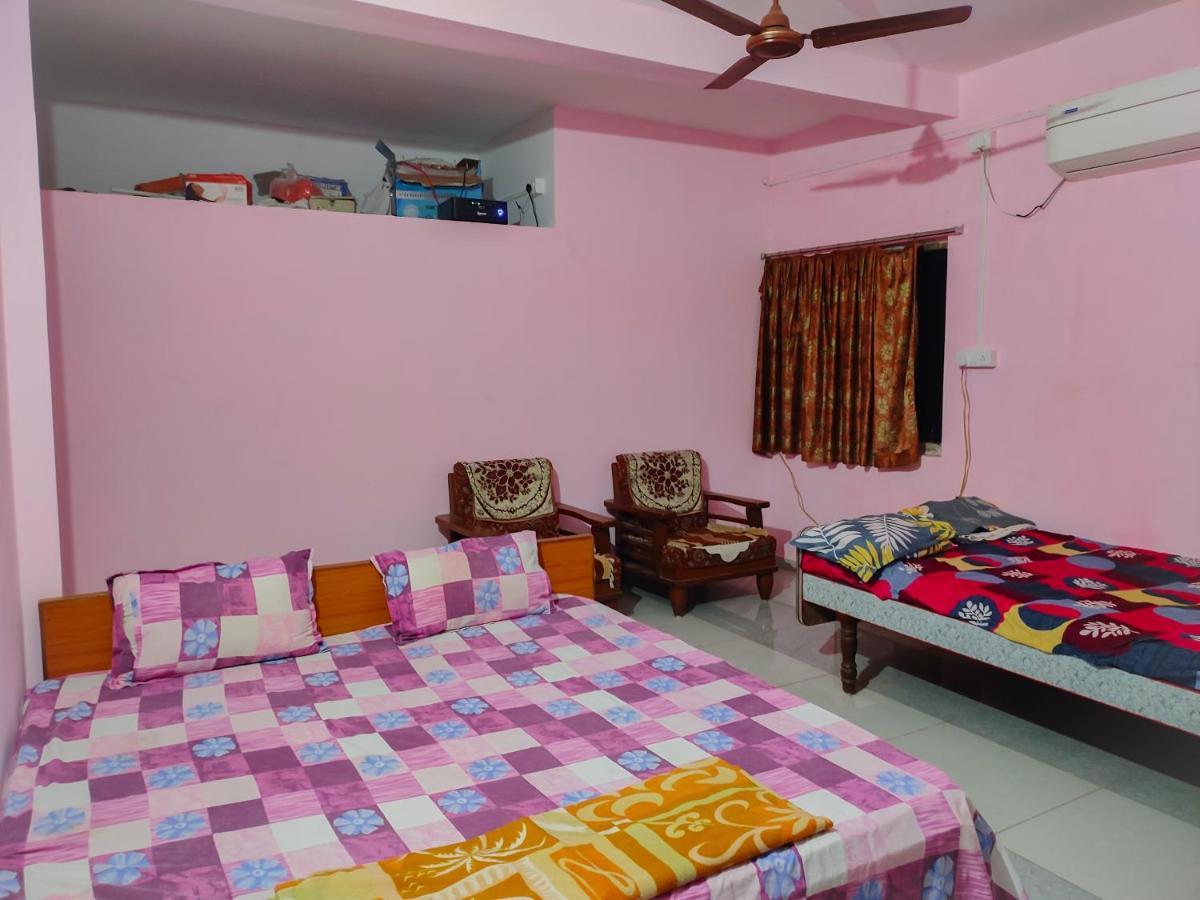 Krishna Homestay Garudeshwar Exterior photo